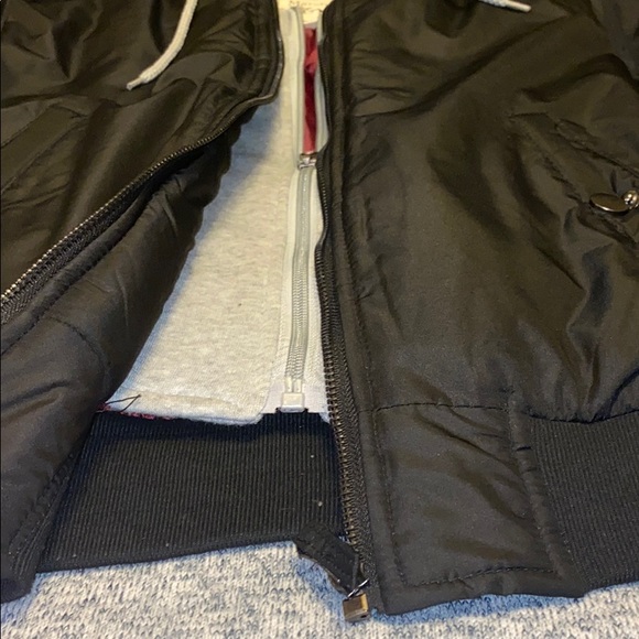 Bomber jacket. - Picture 2 of 3